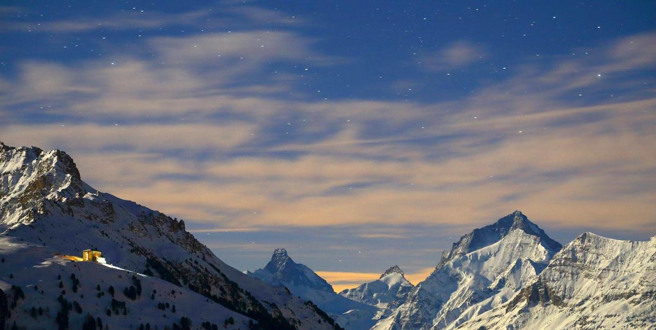 Hotel Weisshorn Sur St-Luc 2337M Saint-Luc Exterior photo