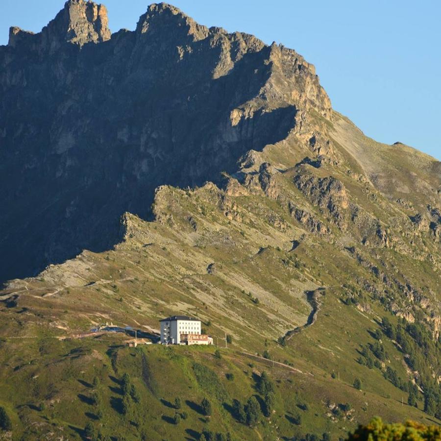 Hotel Weisshorn Sur St-Luc 2337M Saint-Luc Exterior photo